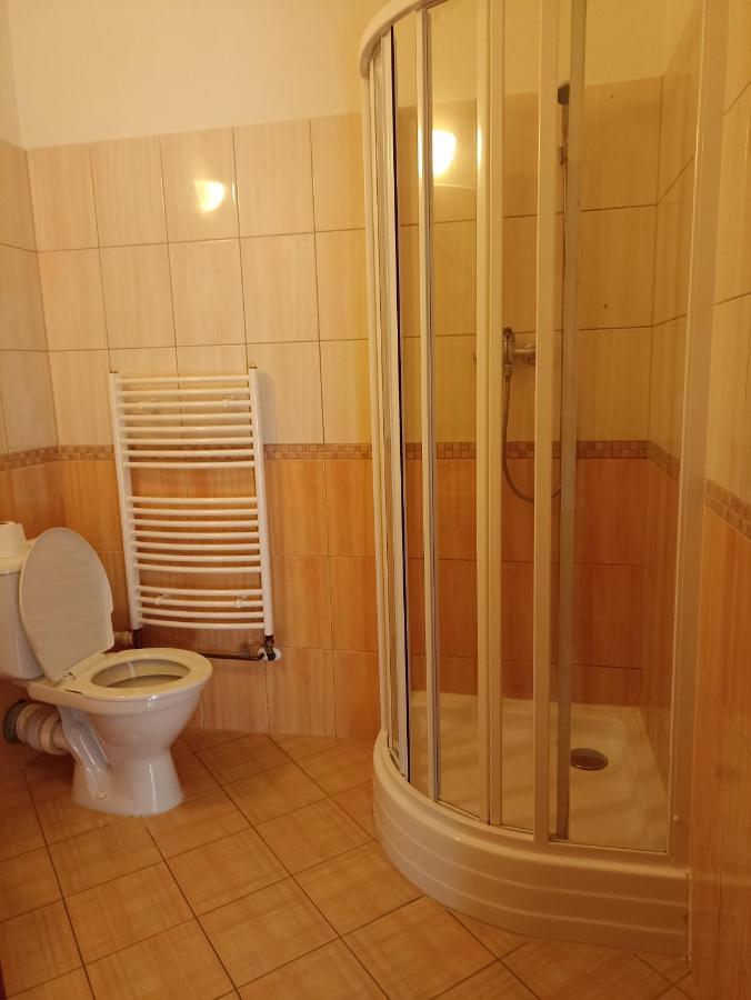 Penzion A Restaurace Belecky Mlyn Pteni エクステリア 写真